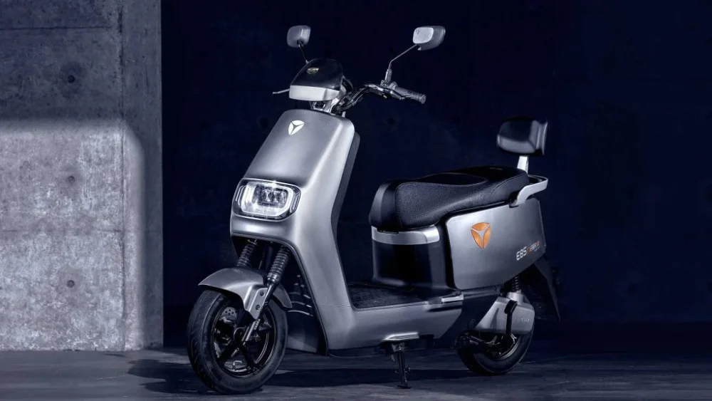 YADEA E8S Električni skuter 72V 38Ah, Beli
