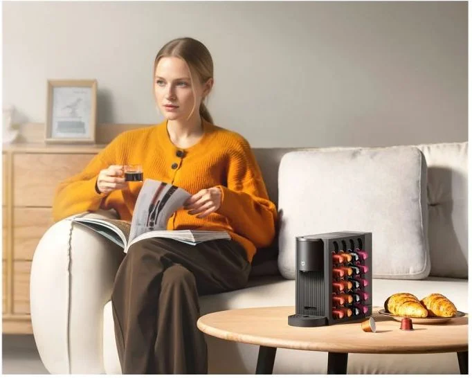 Xiaomi Espreso aparat Mija, 1400 W, Crni