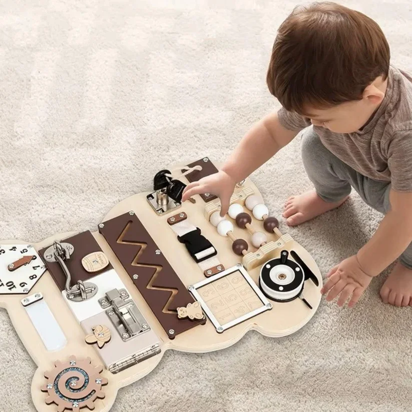 Montesori drvena tabla za motoriku Medved KINDER HOME