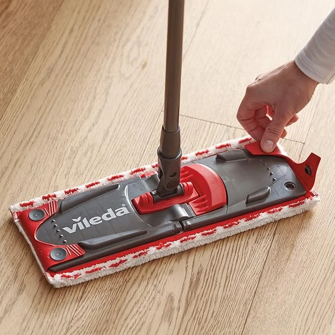 Vileda Set za čišćenje podova Ultramax Box, Mop + Drška + Kanta sa cediljkom, Crveno-crni